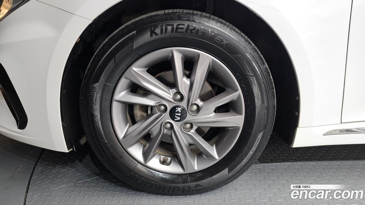 Kia K5 2019
