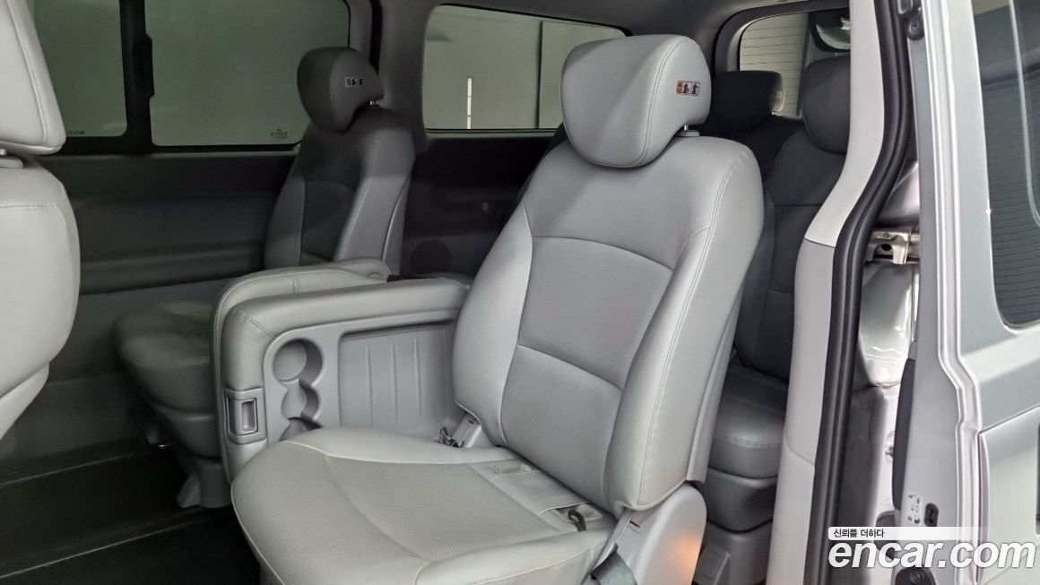 Hyundai Starex 2015