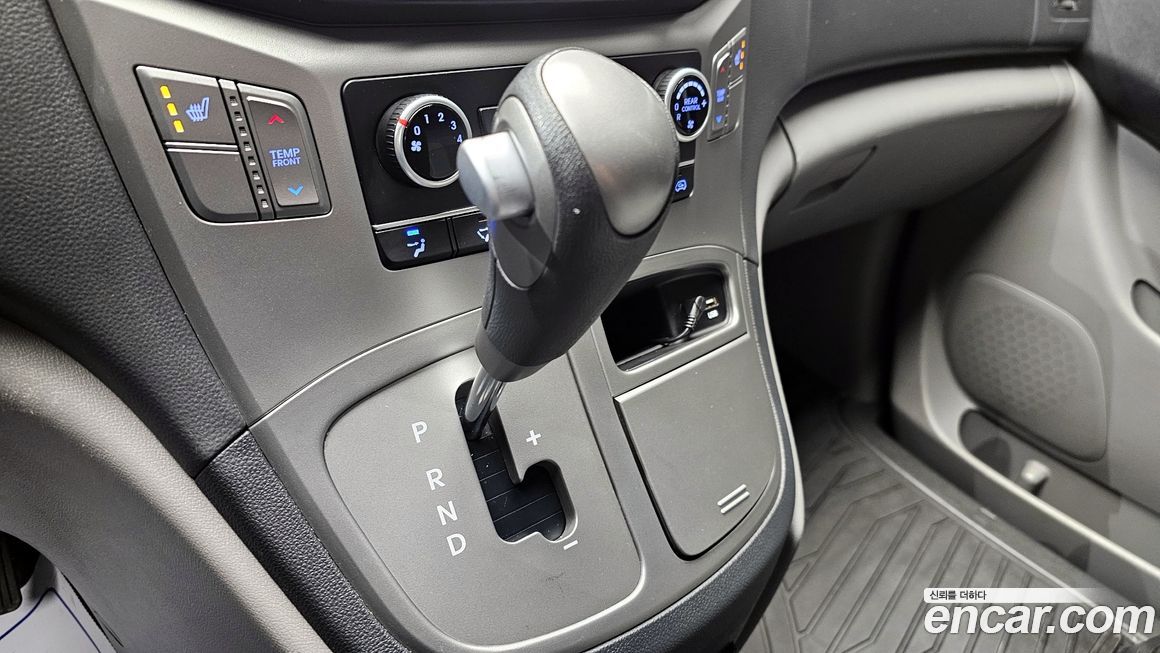 Hyundai Starex 2017