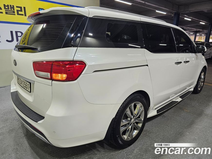 Kia Canival 2016