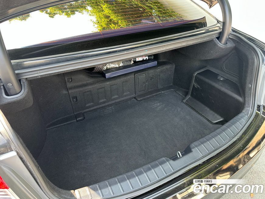 Hyundai Grandeur 2016