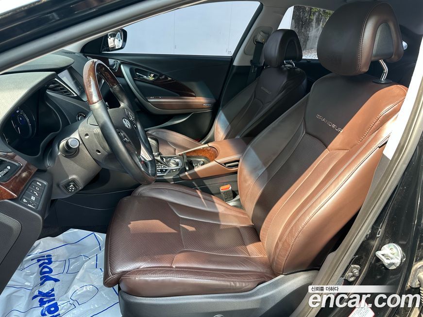 Hyundai Grandeur 2016