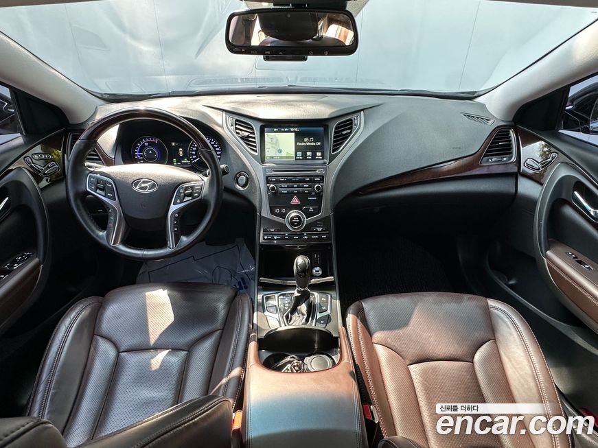 Hyundai Grandeur 2016