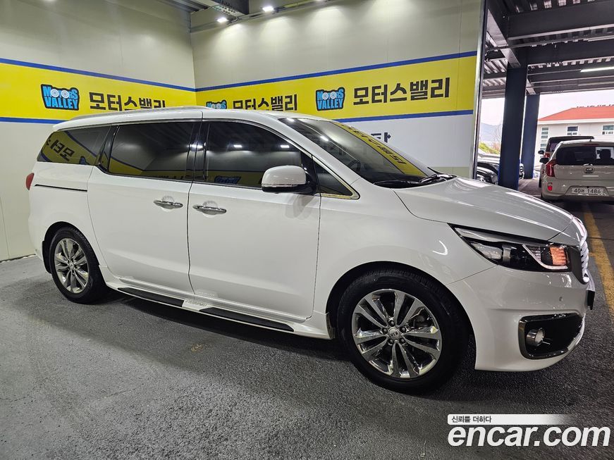 Kia Canival 2016