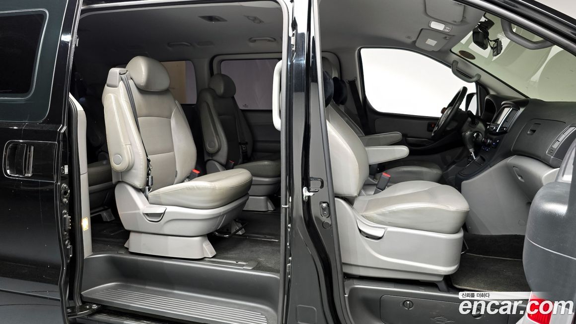 Hyundai Starex 2018