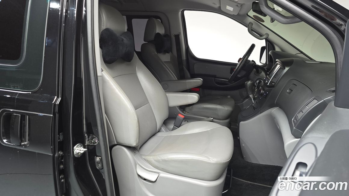 Hyundai Starex 2018