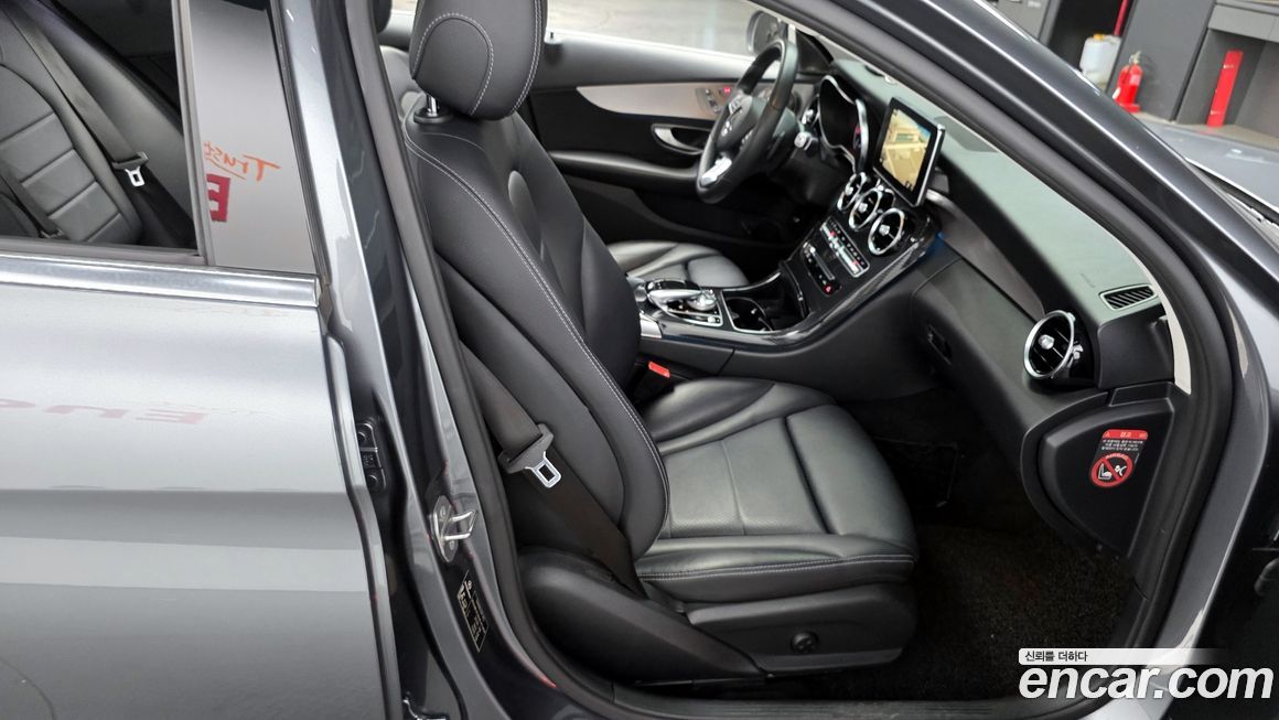 Mercedes-Benz C-Class 2017