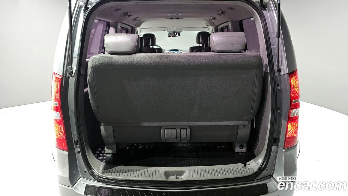 Hyundai Starex 2018