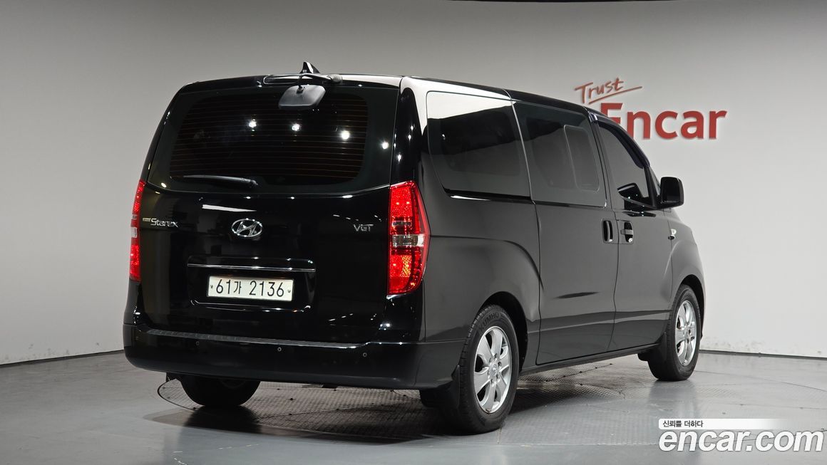 Hyundai Starex 2018