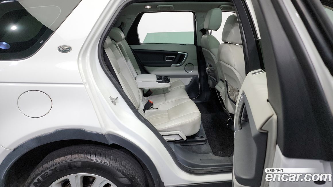 Land Rover Discovery Sport 2016