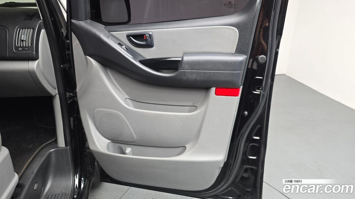 Hyundai Starex 2018