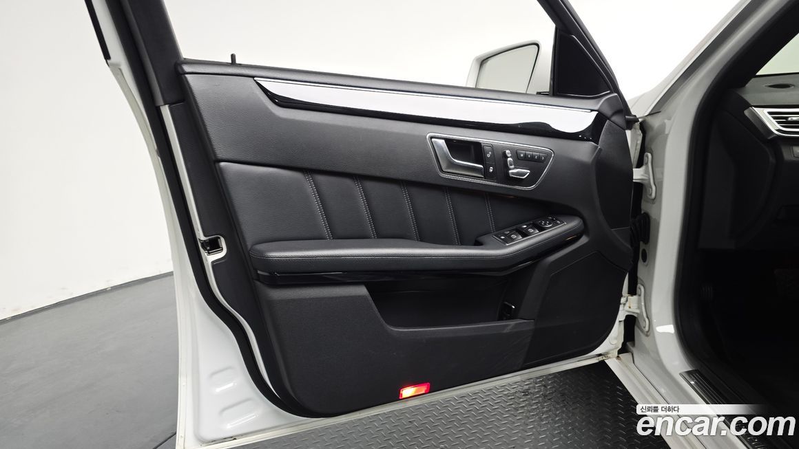 Mercedes-Benz E-Class 2014