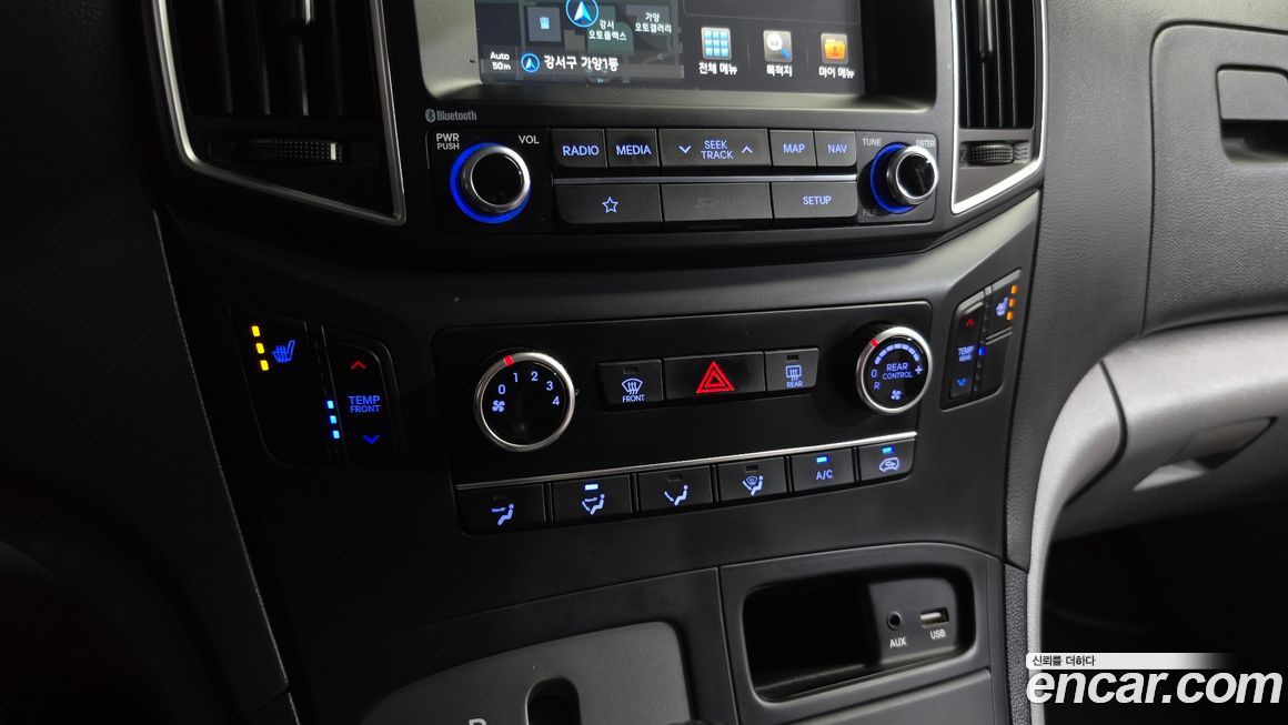Hyundai Starex 2018