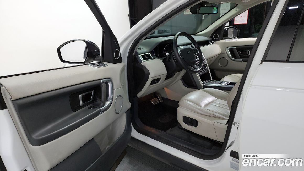 Land Rover Discovery Sport 2016