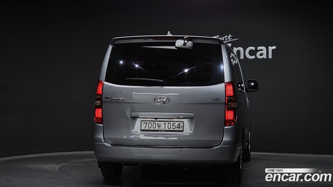 Hyundai Starex 2018