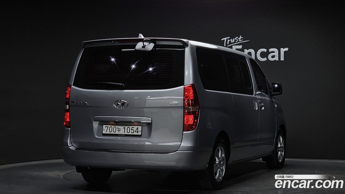 Hyundai Starex 2018
