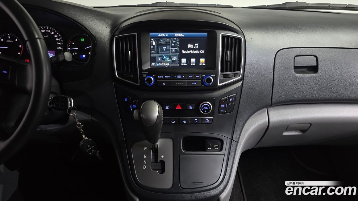 Hyundai Starex 2018