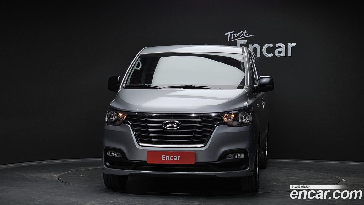 Hyundai Starex 2018
