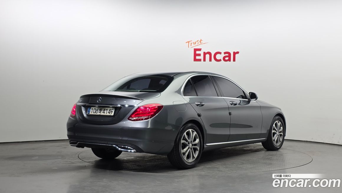 Mercedes-Benz C-Class 2017
