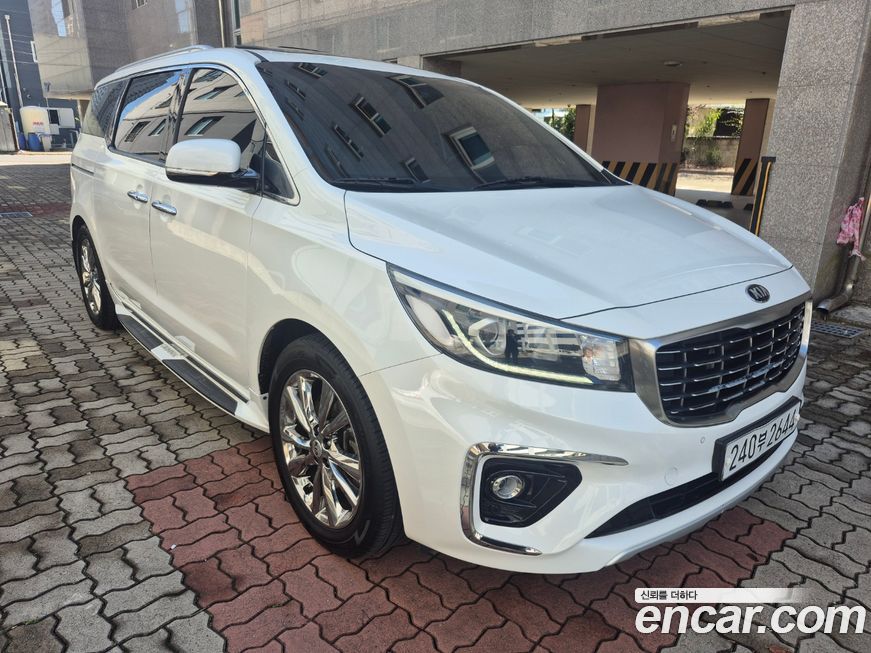 Kia Canival 2020