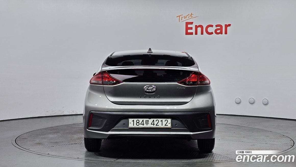 Hyundai Ioniq 2020
