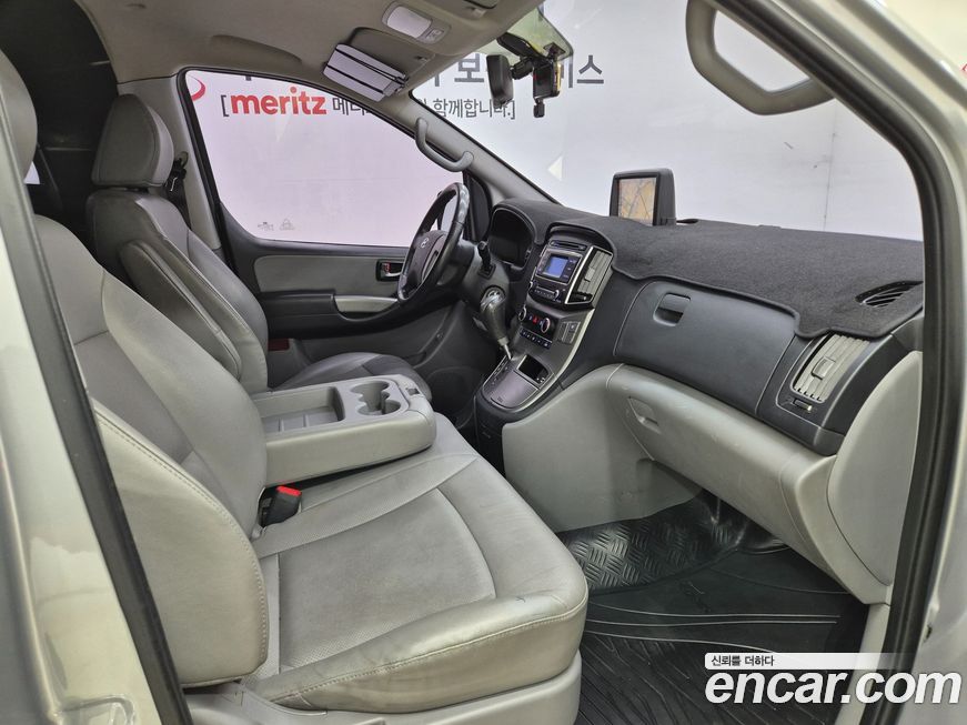Hyundai Starex 2019