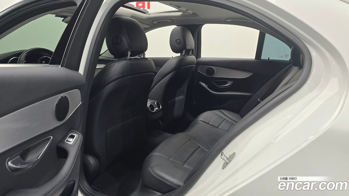 Mercedes-Benz C-Class 2016
