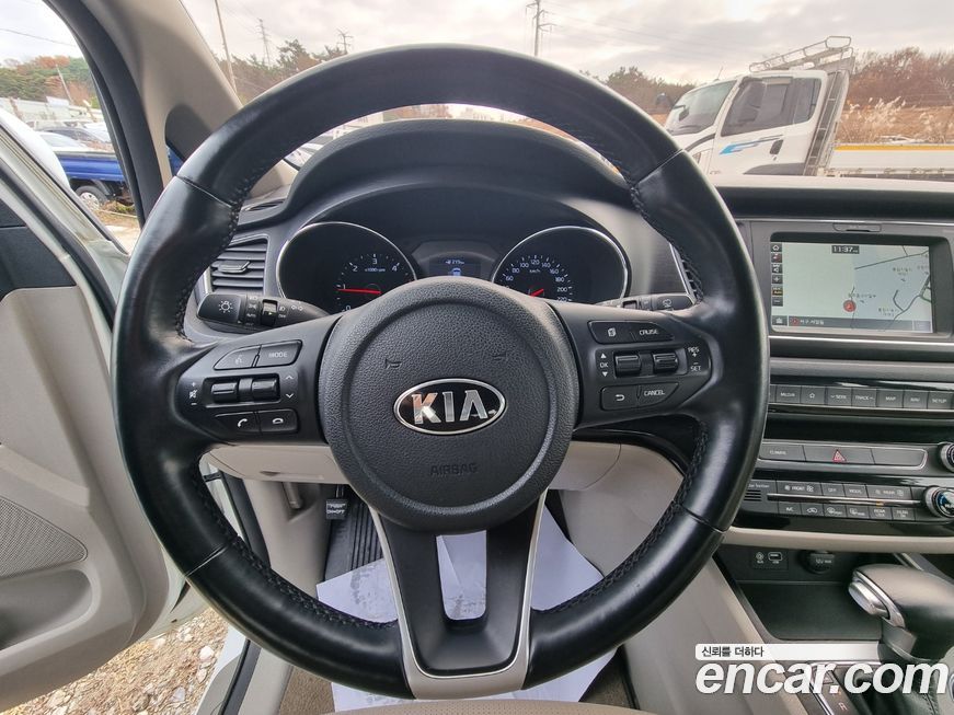 Kia Canival 2019