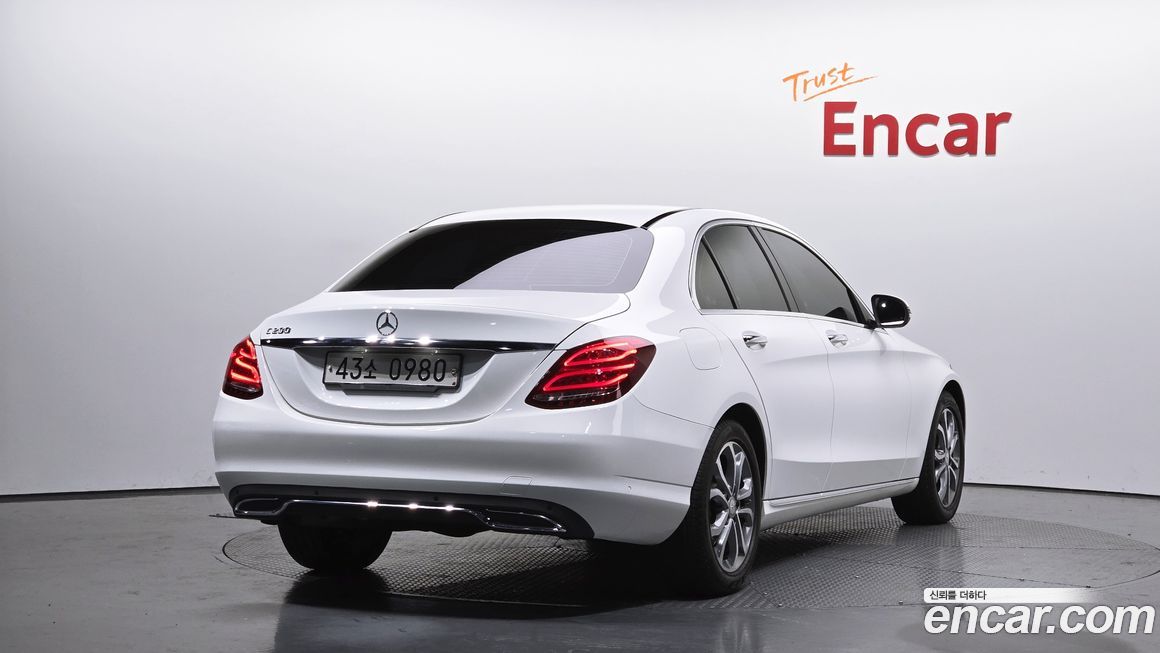 Mercedes-Benz C-Class 2016