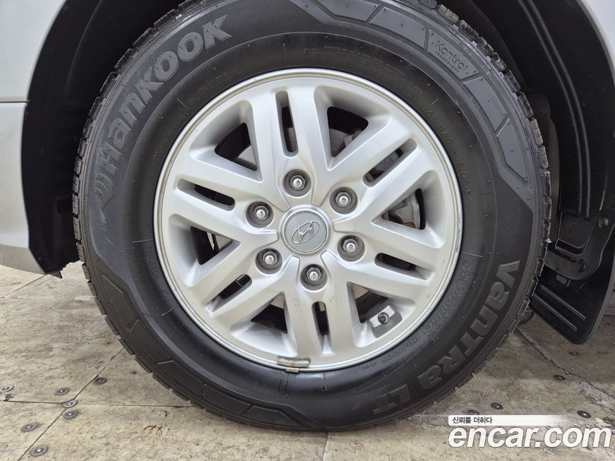 Hyundai Starex 2019