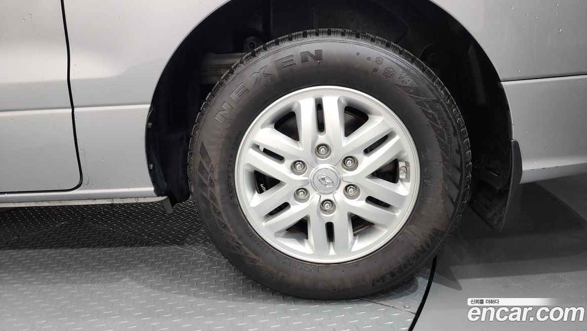 Hyundai Starex 2019