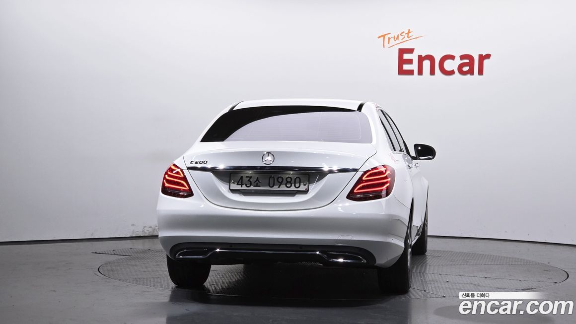 Mercedes-Benz C-Class 2016