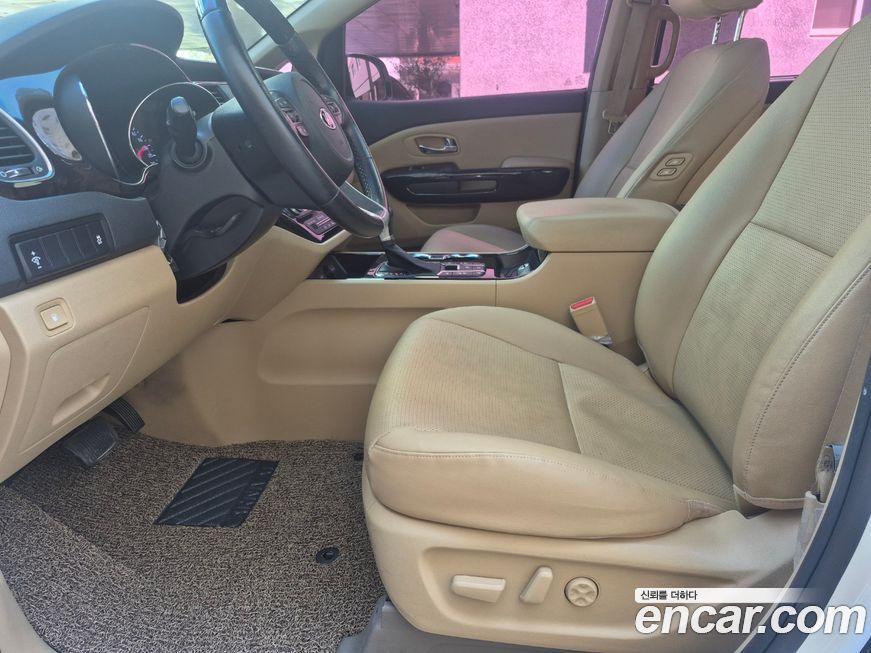 Kia Canival 2020