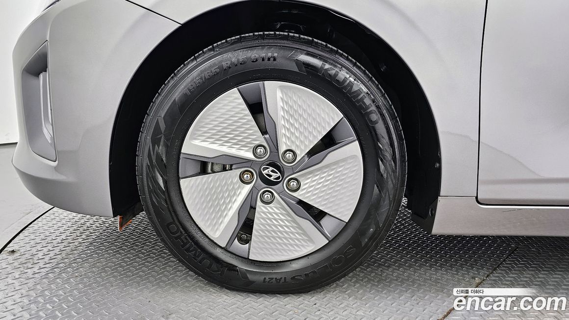 Hyundai Ioniq 2020