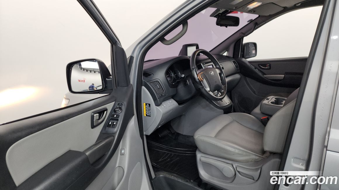 Hyundai Starex 2019