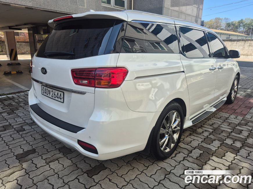 Kia Canival 2020