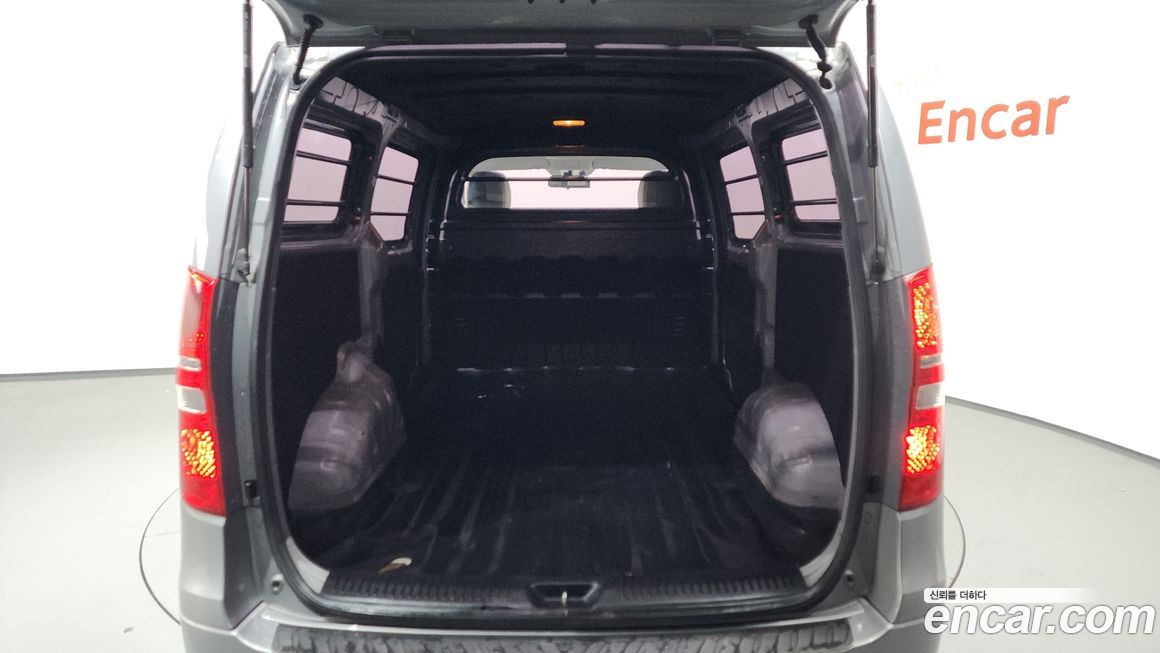 Hyundai Starex 2019