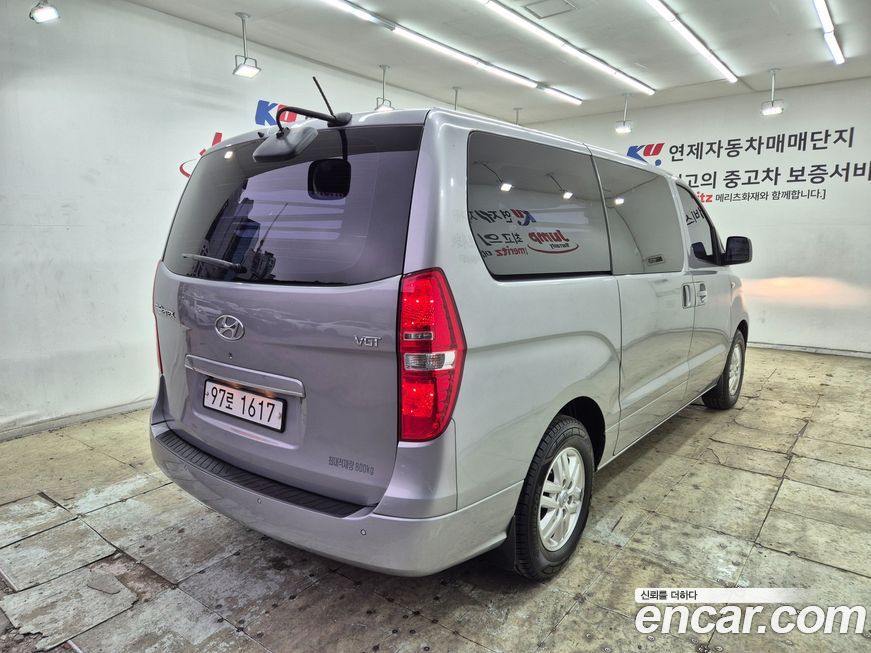 Hyundai Starex 2019