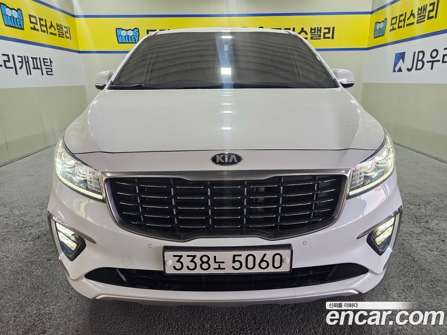 Kia Canival 2020
