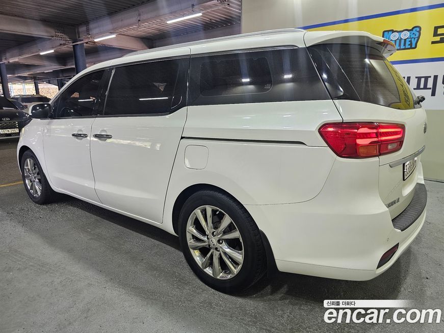 Kia Canival 2020