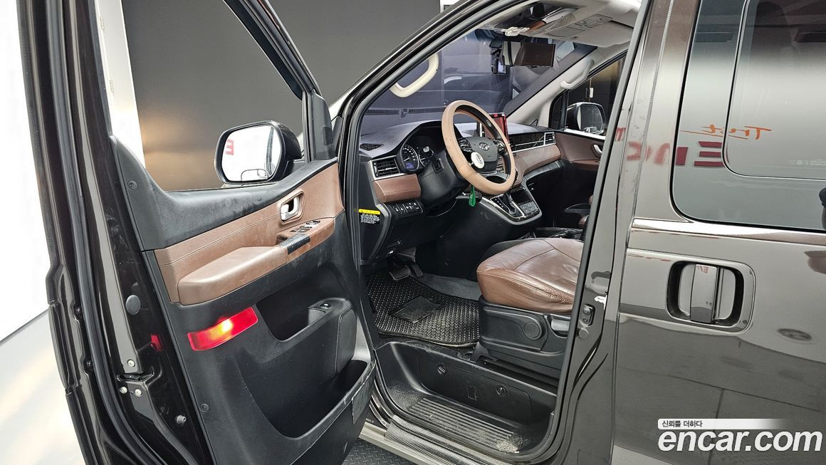 Hyundai Starex 2019