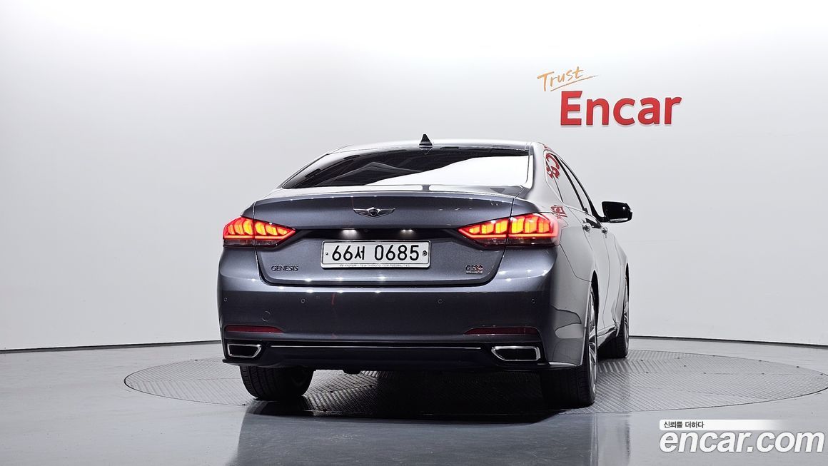 Hyundai Genesis 2016