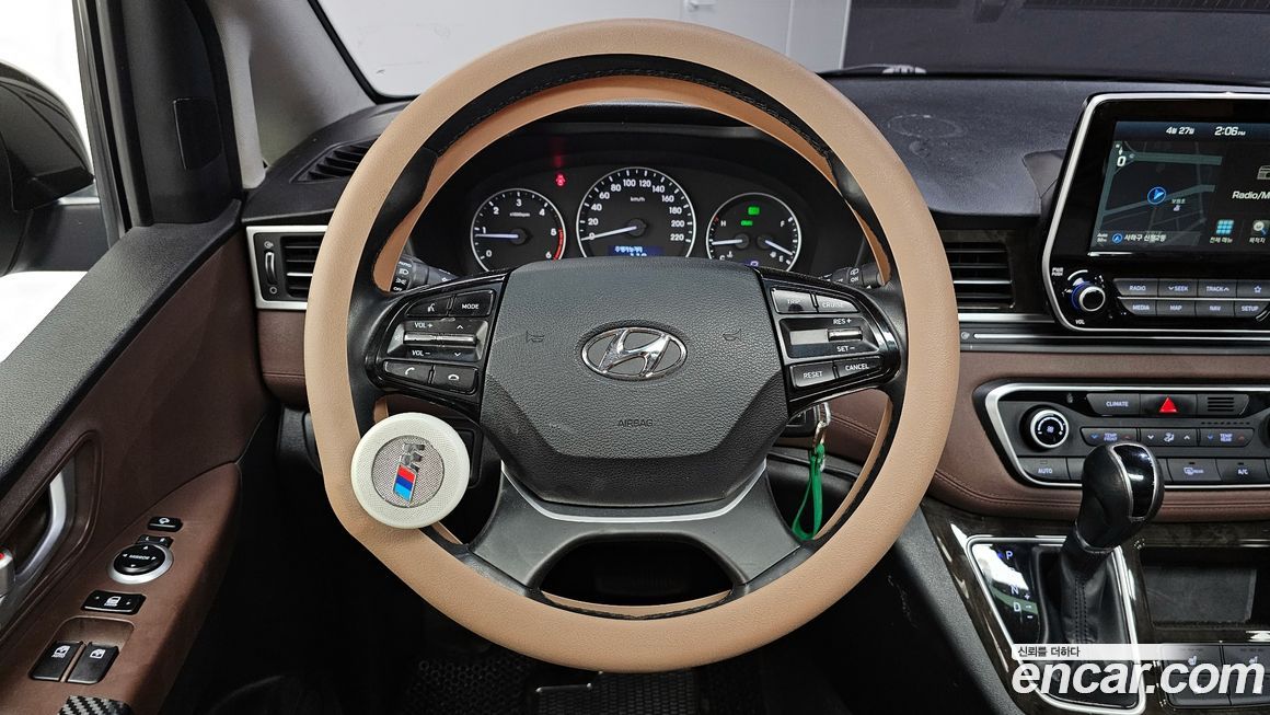 Hyundai Starex 2019