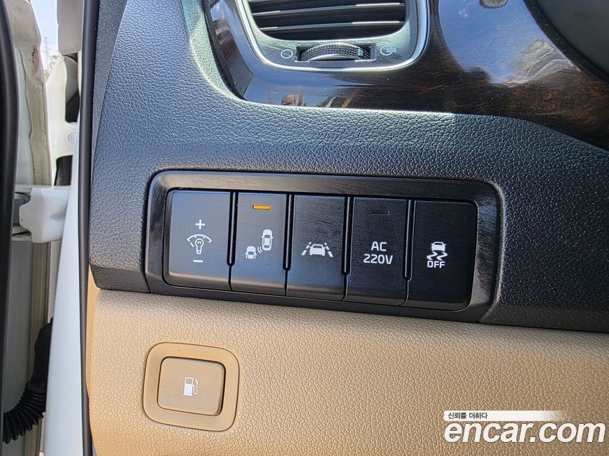Kia Canival 2019