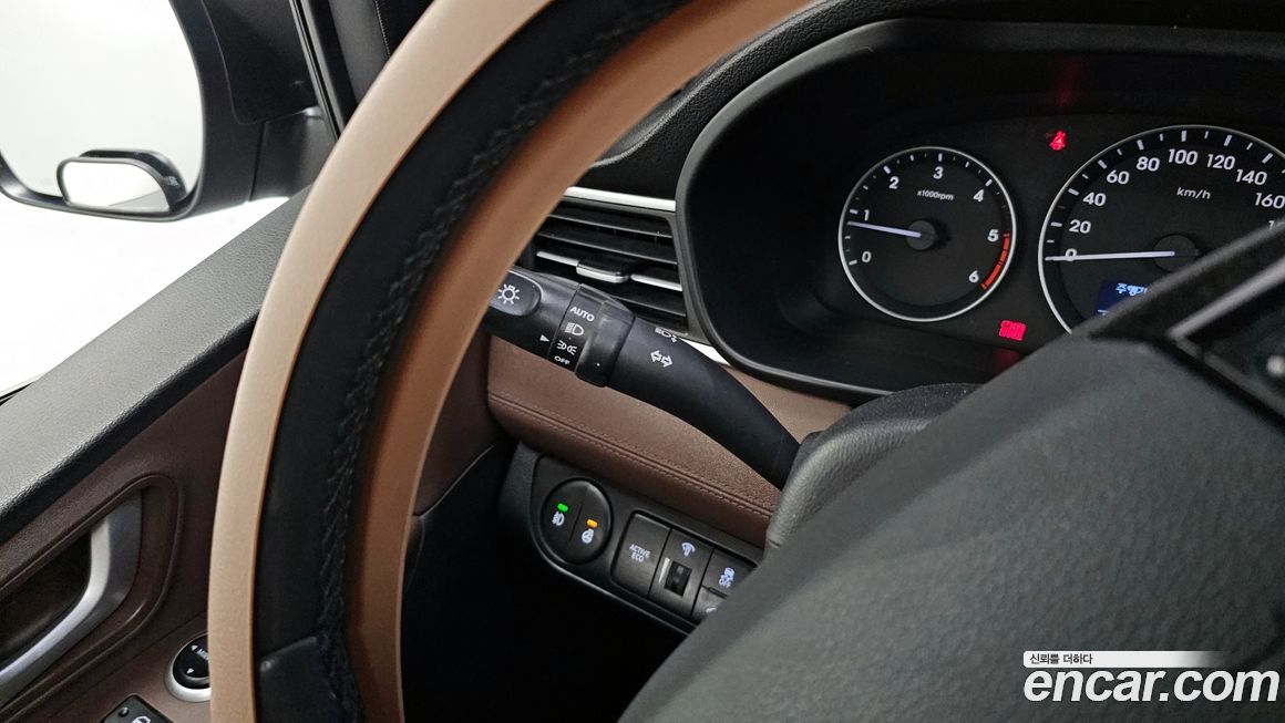 Hyundai Starex 2019