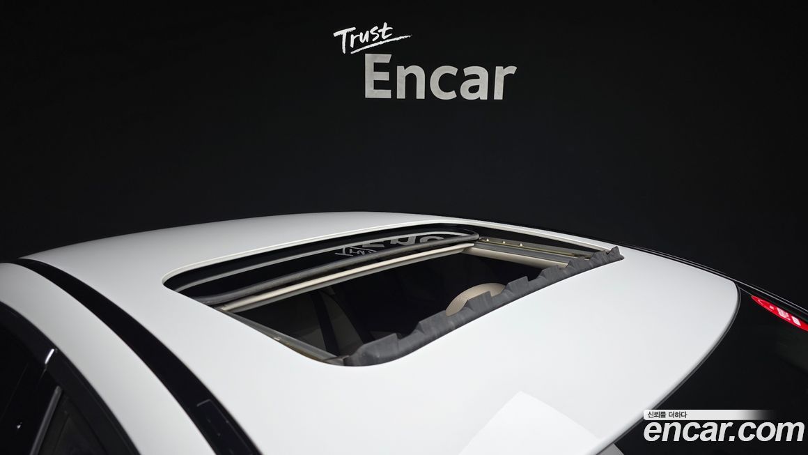 Mercedes-Benz C-Class 2018