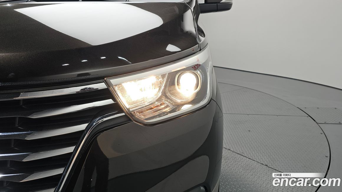 Hyundai Starex 2019