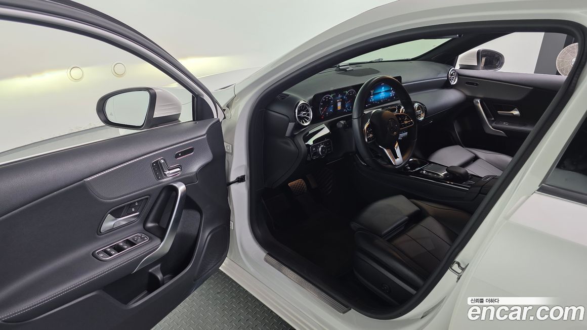 Mercedes-Benz A-Class 2021