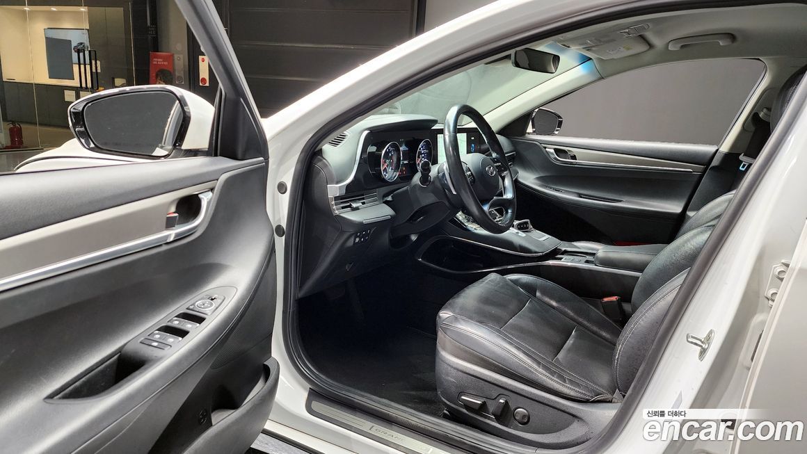 Hyundai Grandeur 2020