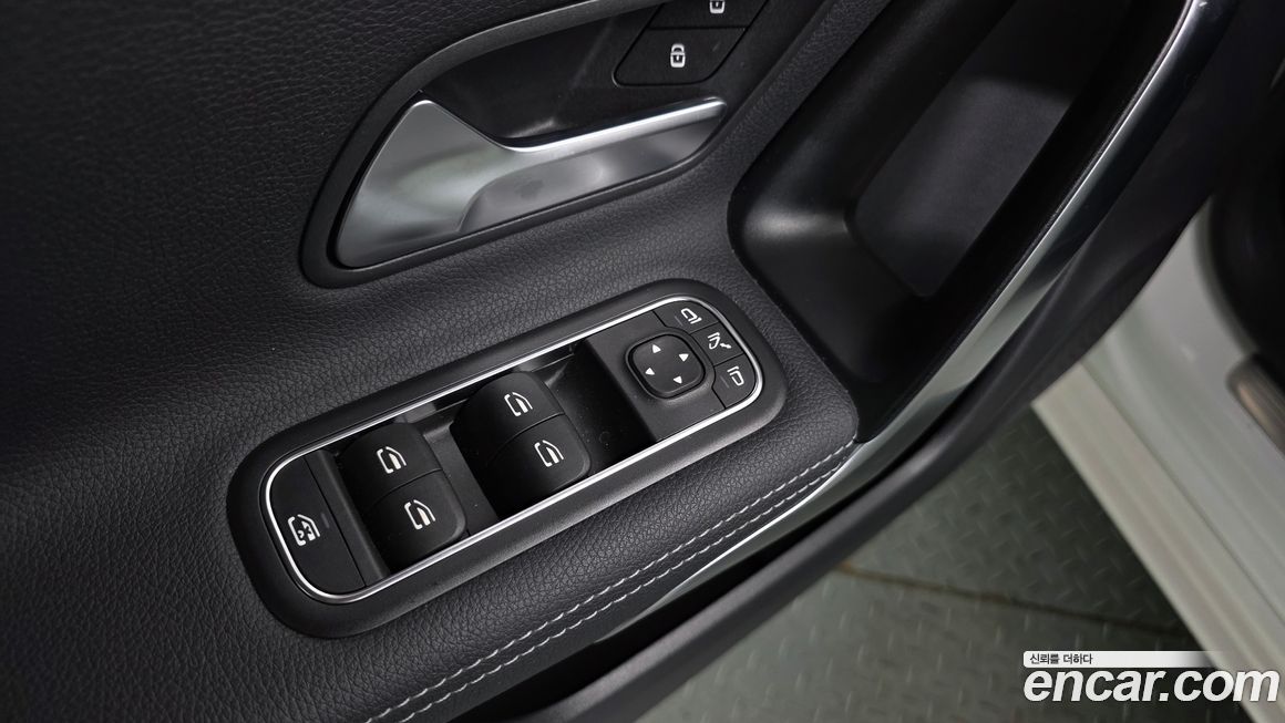 Mercedes-Benz A-Class 2021